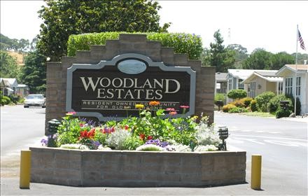 Photo - Woodland Estates Entrance Sign&conn=none
